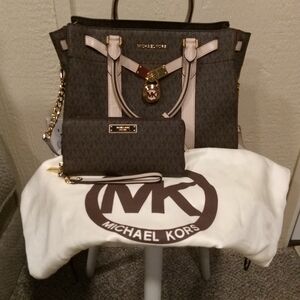 Michael Kors Nouveau Hamilton Medium Satchel and matching wallet
